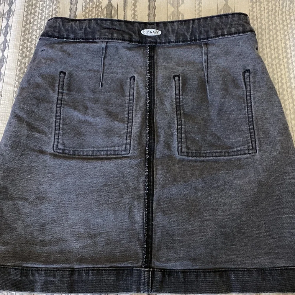 Old Navy Denim Skirt - Picture 8 of 10